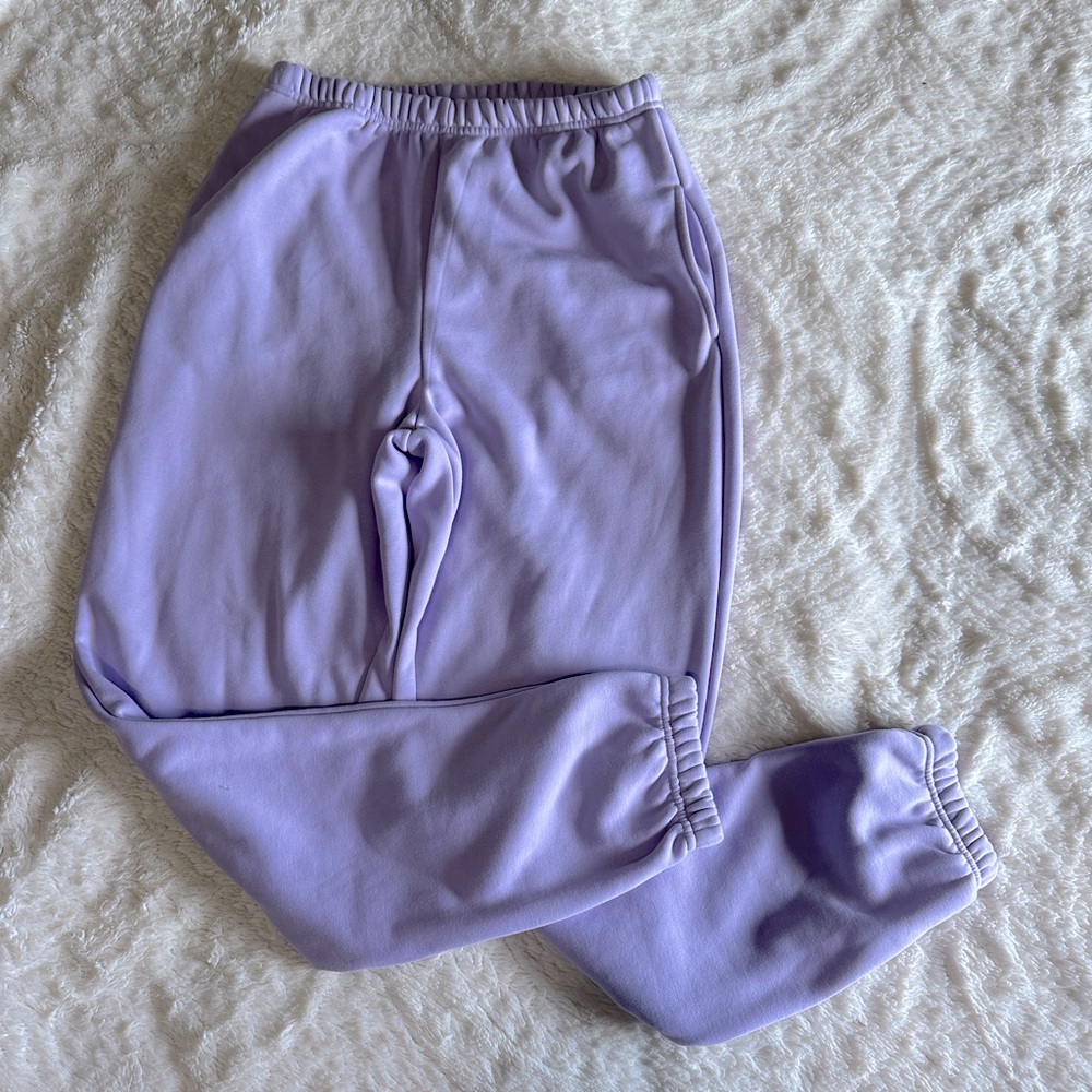 Lilac Fabletics Sweatpants